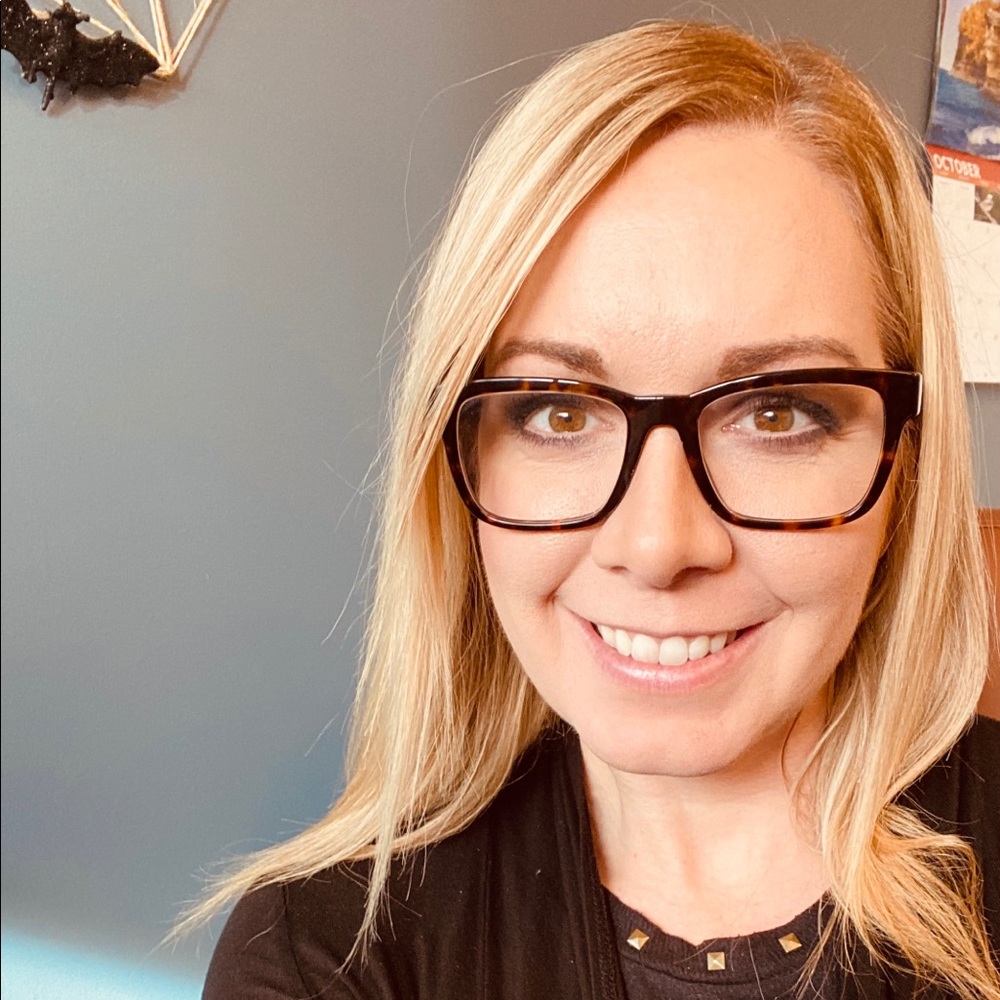 Meet your Posher, Kelli